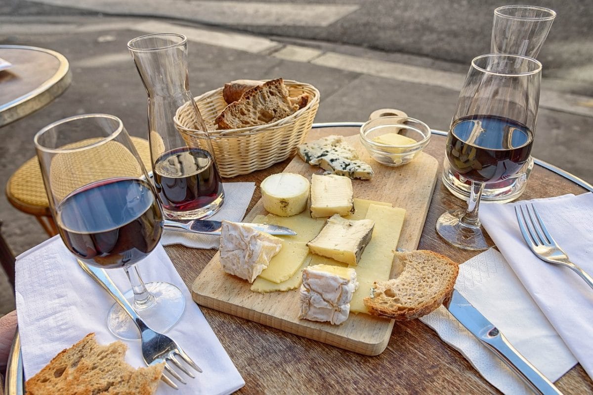 fromage vin table