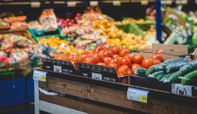 marché supermarché fruits et légumes
