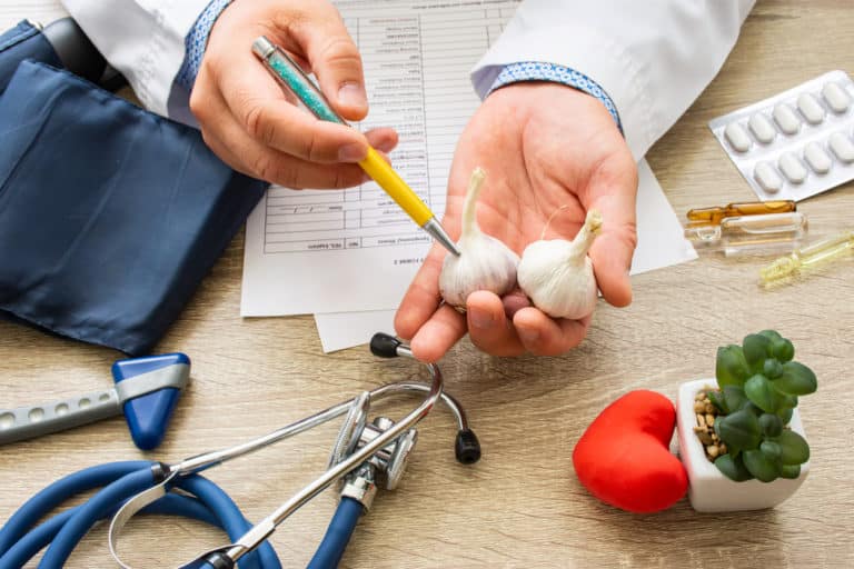 ail-bienfait-médecine-cholesterol