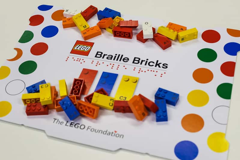 lego-brique-braille-malvoyant