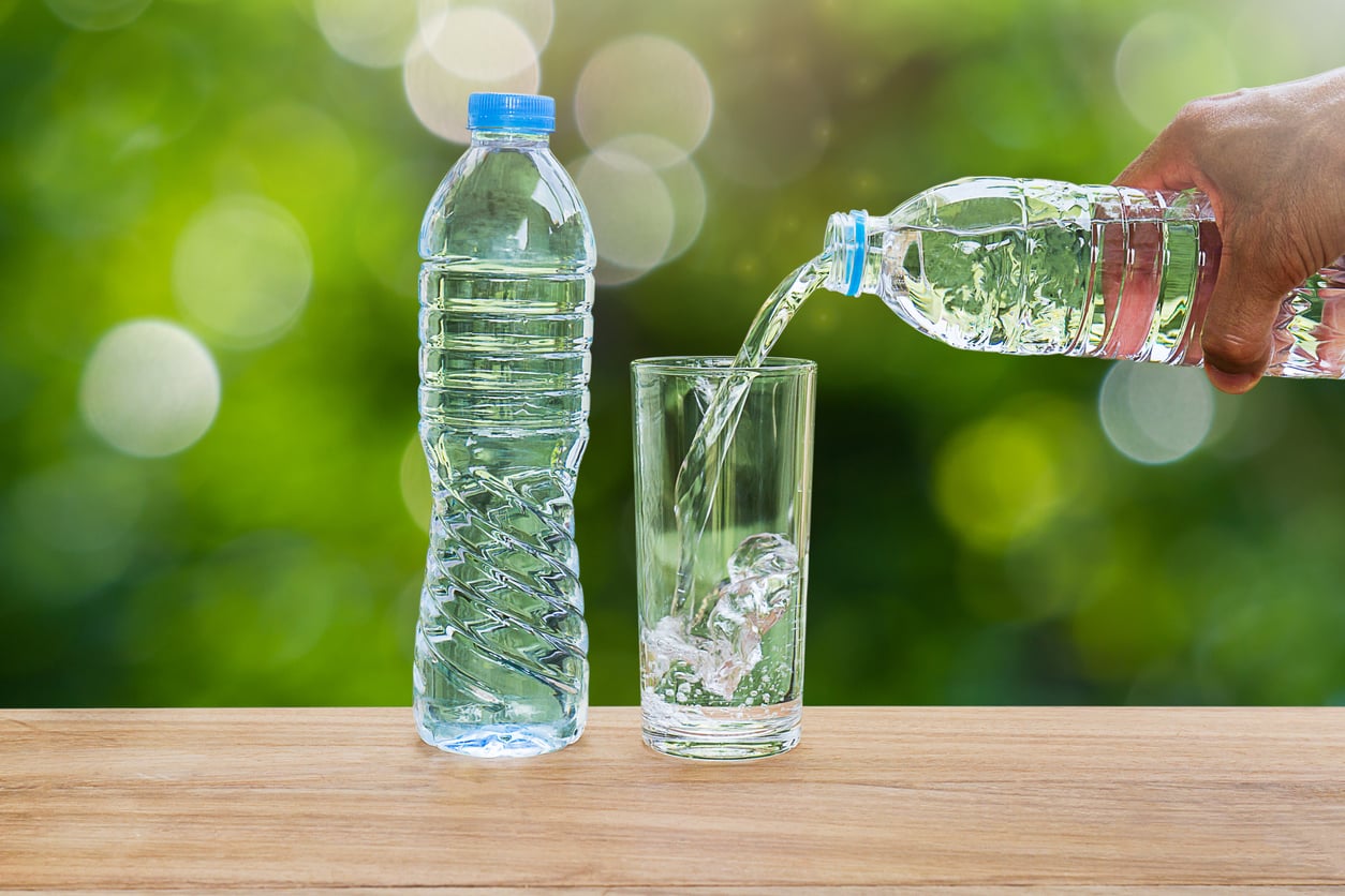 bouteille d'eau minérale